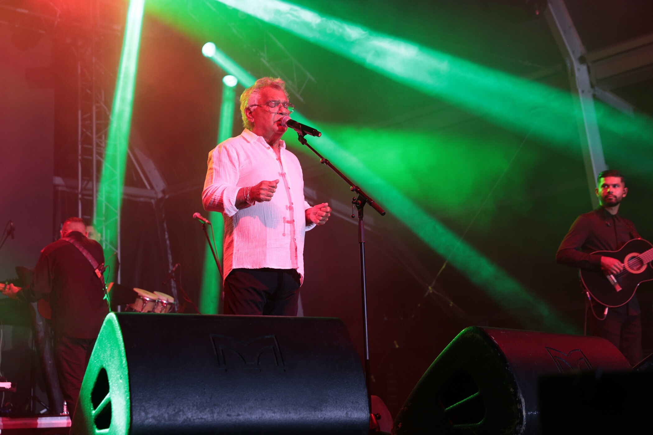 James sobem hoje ao palco na Feira Terras do Lince